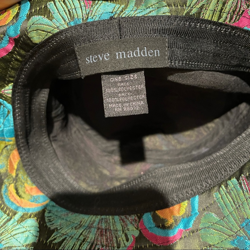 Hat - Picture 5 of 6